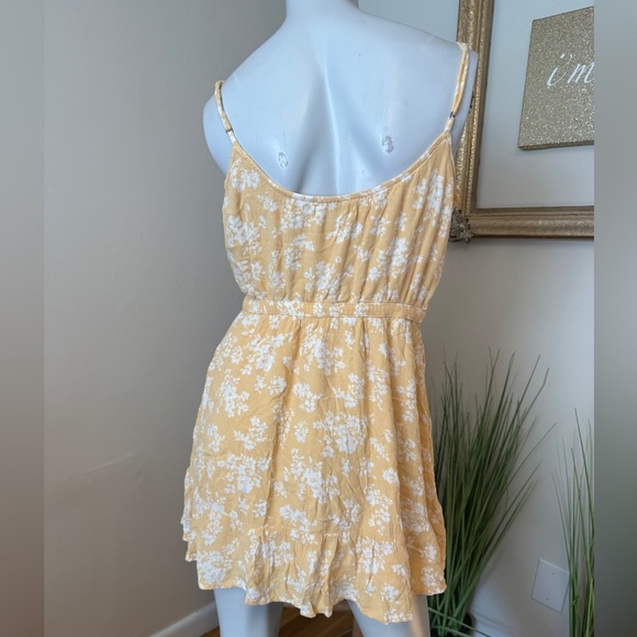 Abercrombie And Fitch Yellow And White Floral Ruffle Bottom Mini Dress Lg - Picture 3 of 6